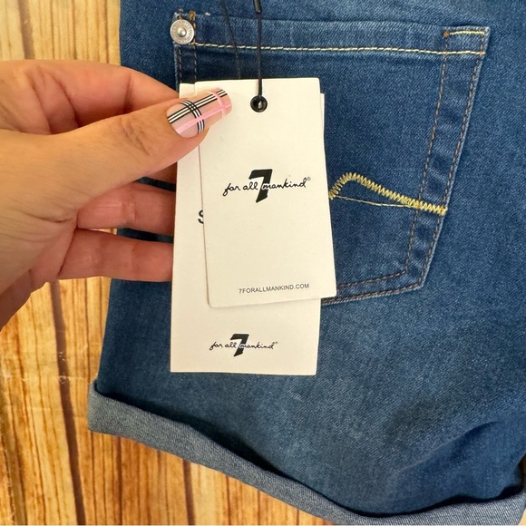 7 For All Mankind Women’s Denim Rolled Cuff Navy Jean Shorts Size 14 - Picture 7 of 7